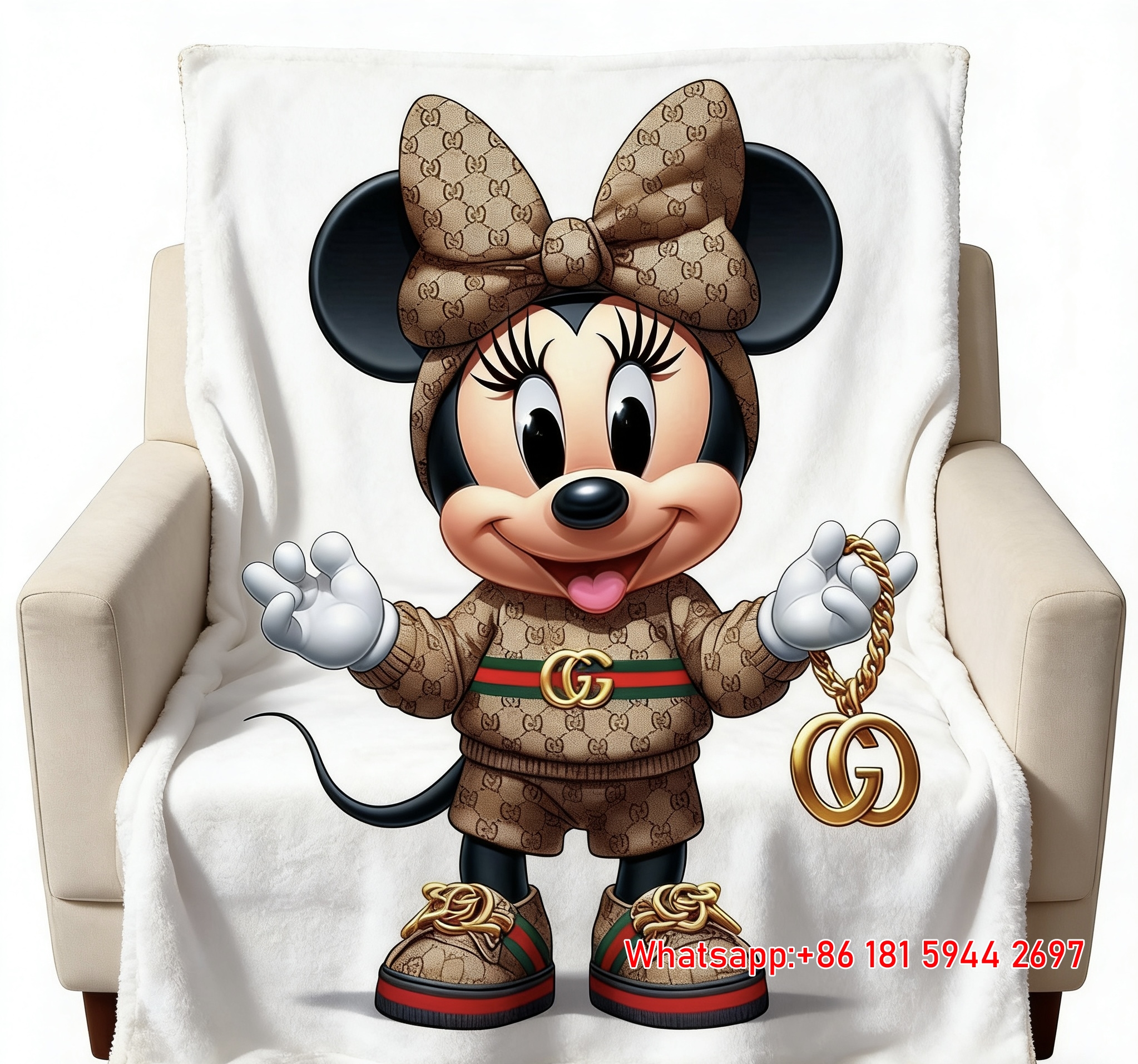 Gucci x Minnie Mouse Icon Throw Blankets IMG_2993